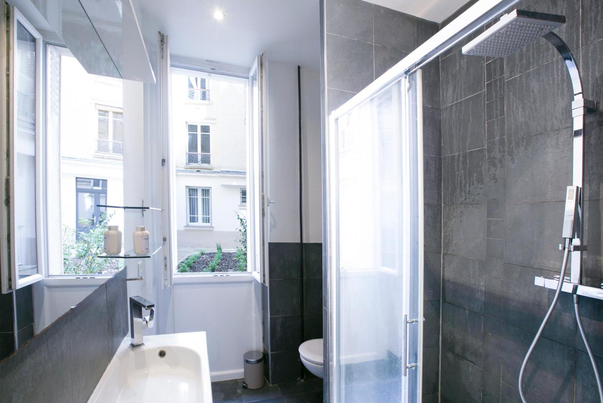 Warm 2 Bedrooms Apartement - C38 Paris Dış mekan fotoğraf